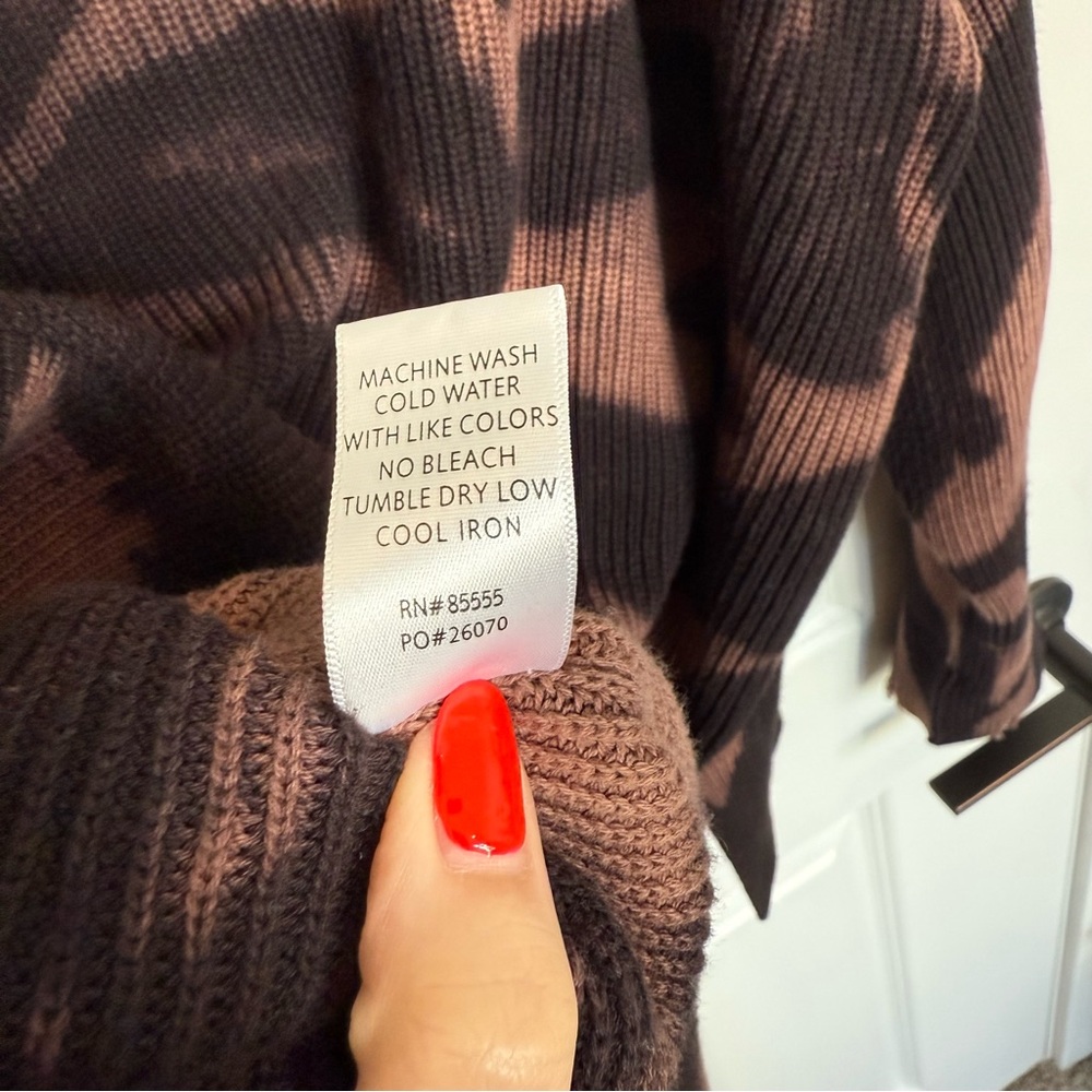 Pistola Distressed Tie-dye Sweater - Picture 7 of 7